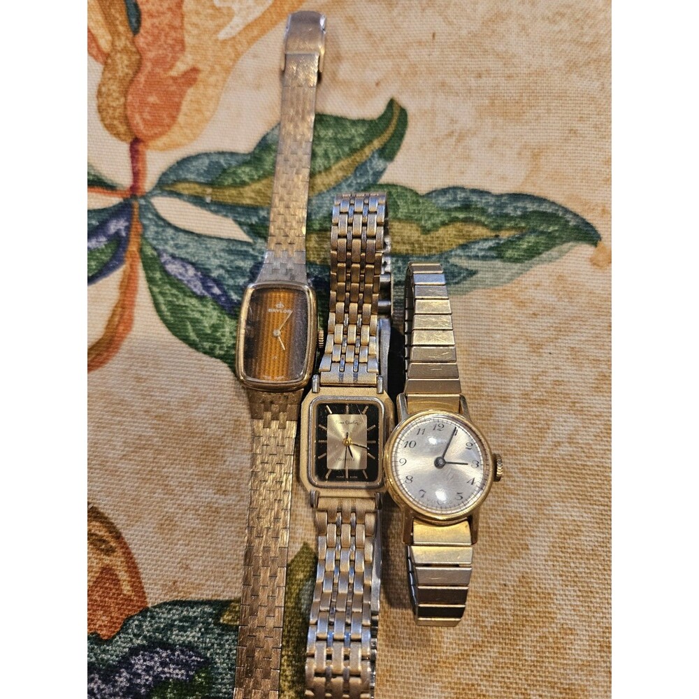 Lot of 3 Wristwatches Mixed Styles Gold Tone- Baylor, Timex, Pinor